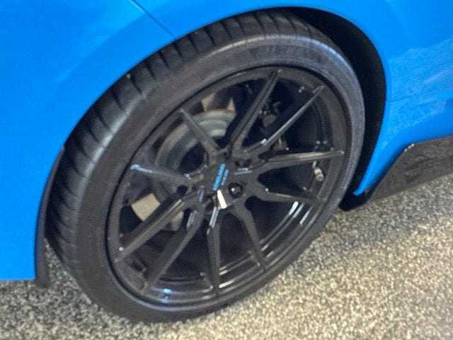 2022 Chevrolet Corvette STINGRAY 3LT Convertible Slide 15