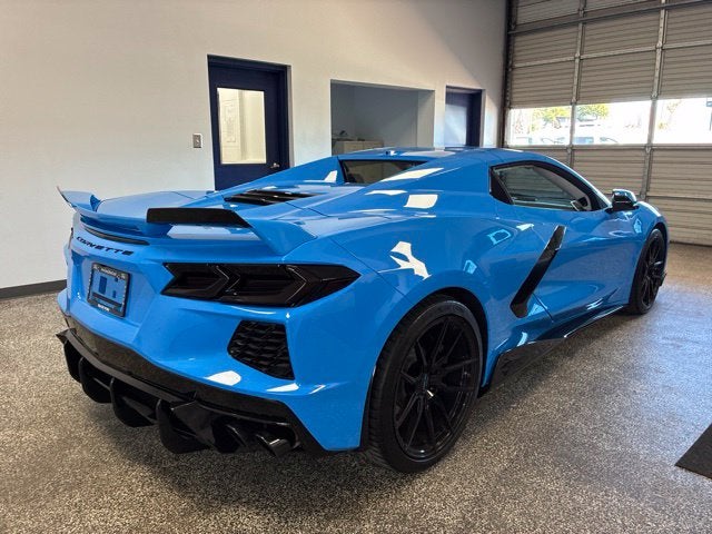 2022 Chevrolet Corvette STINGRAY 3LT Convertible Slide 4