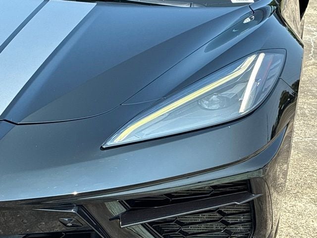 2023 Chevrolet Corvette STINGRAY 3LT Convertible Slide 10