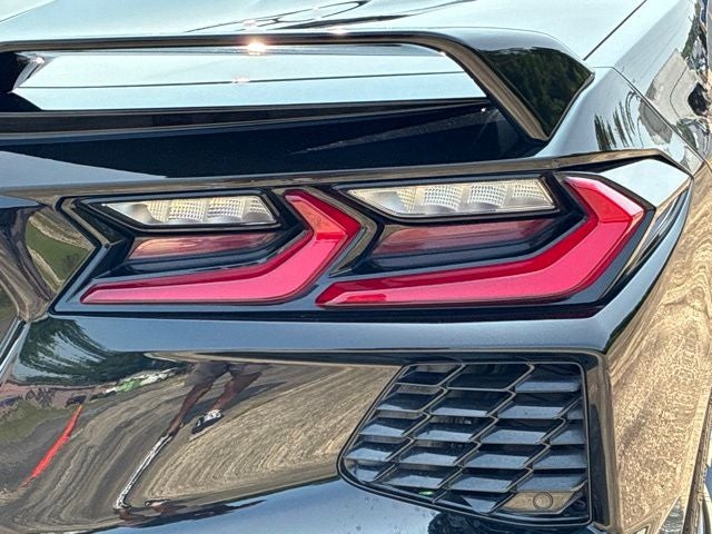 2023 Chevrolet Corvette STINGRAY 3LT Convertible Slide 15