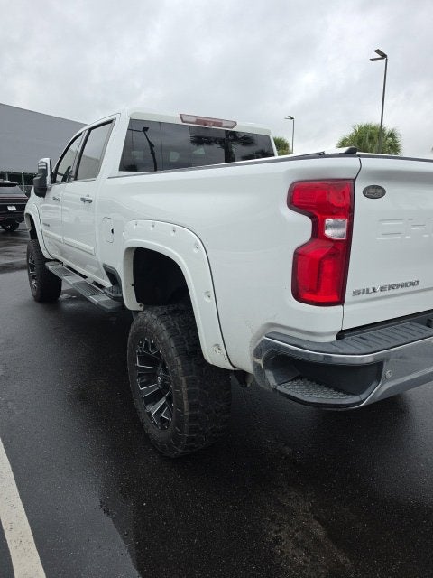 2020 Chevrolet Silverado 2500HD LTZ Crew Cab Pickup Slide 2