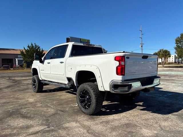 2020 Chevrolet Silverado 2500HD LTZ Crew Cab Pickup Slide 4