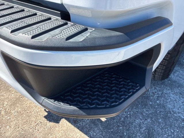2023 Chevrolet Silverado 1500 CUSTOM Crew Cab Pickup Slide 13