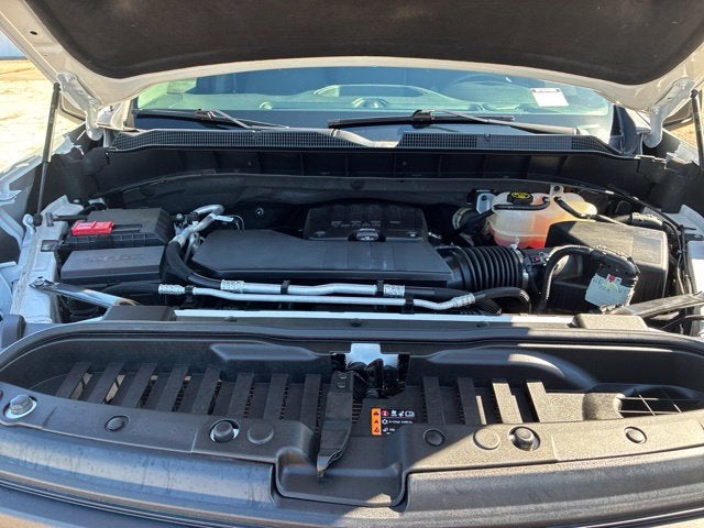 2023 Chevrolet Silverado 1500 CUSTOM Crew Cab Pickup Slide 19