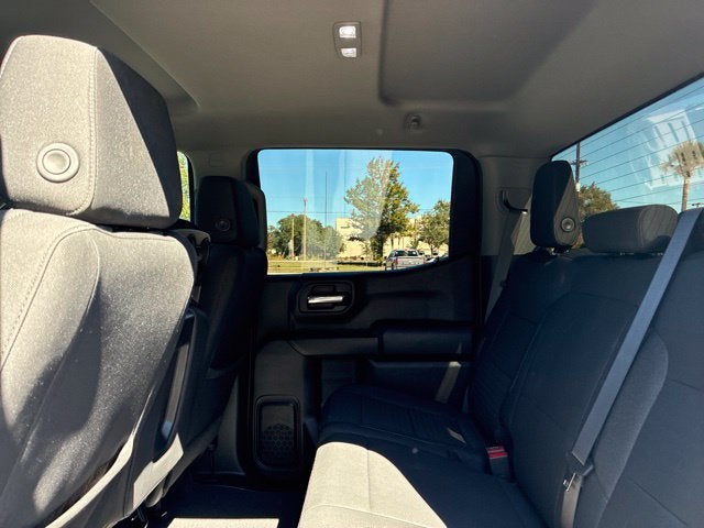 2023 Chevrolet Silverado 1500 CUSTOM Crew Cab Pickup Slide 21
