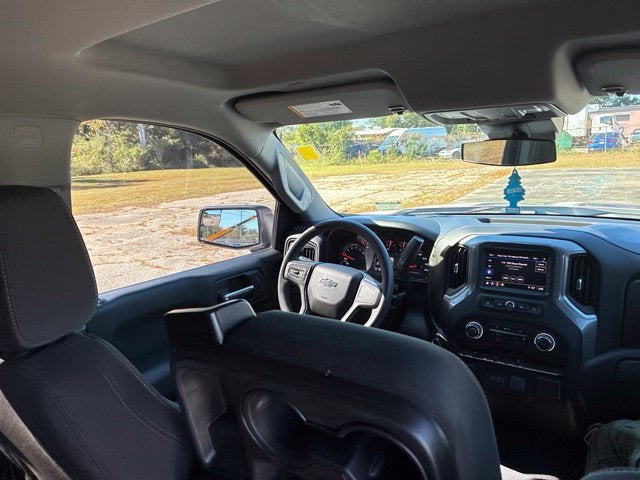 2023 Chevrolet Silverado 1500 CUSTOM Crew Cab Pickup Slide 25
