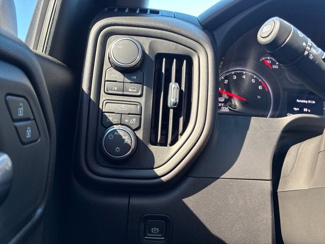 2023 Chevrolet Silverado 1500 CUSTOM Crew Cab Pickup Slide 26