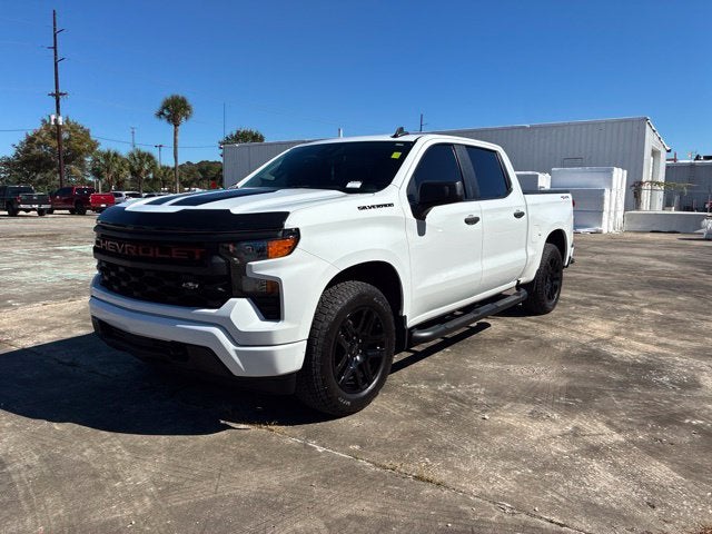 2023 Chevrolet Silverado 1500 CUSTOM Crew Cab Pickup Slide 6
