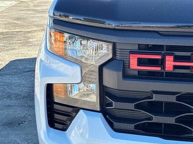 2023 Chevrolet Silverado 1500 CUSTOM Crew Cab Pickup Slide 8