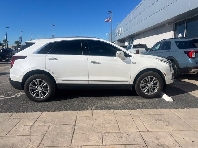 2022 Cadillac XT5 PREMIUM LUXURY SUV Slide