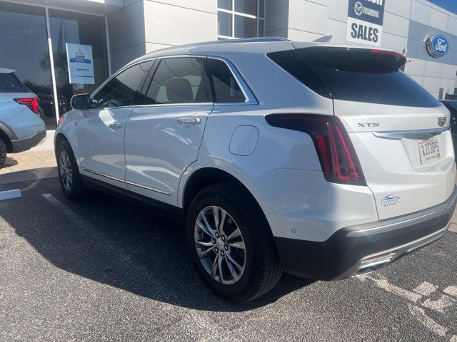 2022 Cadillac XT5 PREMIUM LUXURY SUV Slide 3