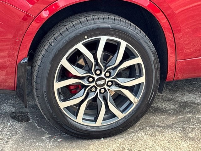 2023 Cadillac XT6 SPORT SUV Slide 14