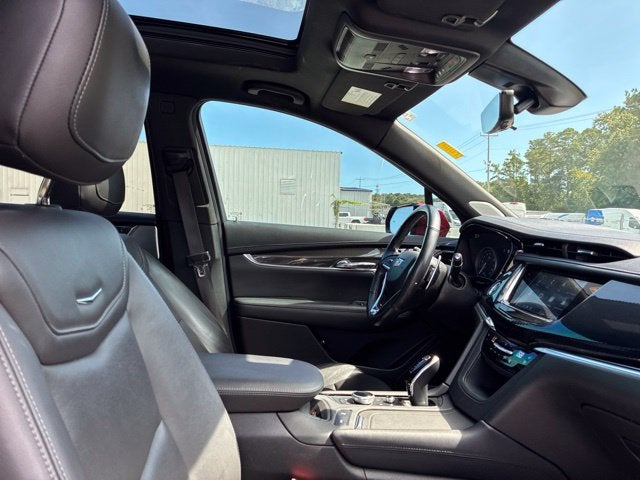 2023 Cadillac XT6 SPORT SUV Slide 21