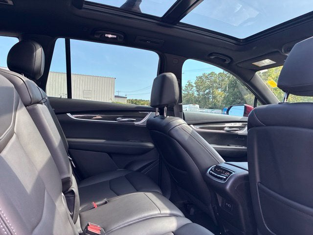 2023 Cadillac XT6 SPORT SUV Slide 22