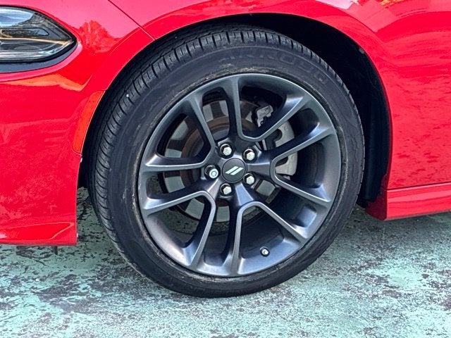 2023 Dodge Charger R/T 4dr Car Slide 10
