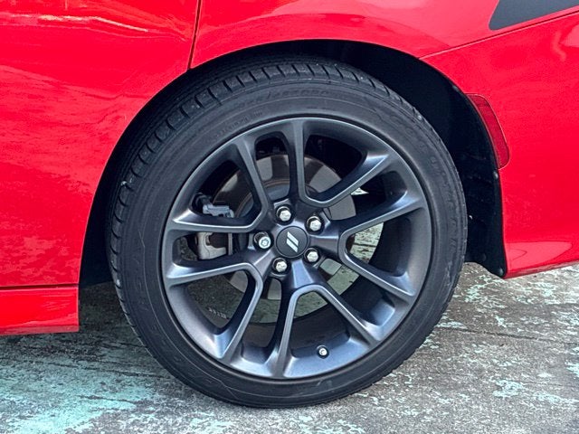 2023 Dodge Charger R/T 4dr Car Slide 11