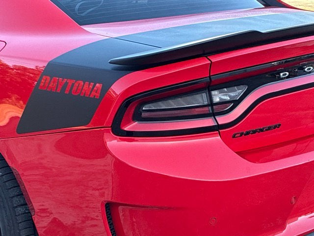 2023 Dodge Charger R/T 4dr Car Slide 12