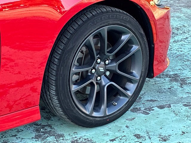 2023 Dodge Charger R/T 4dr Car Slide 15