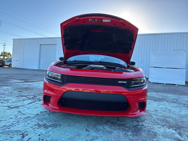 2023 Dodge Charger R/T 4dr Car Slide 18