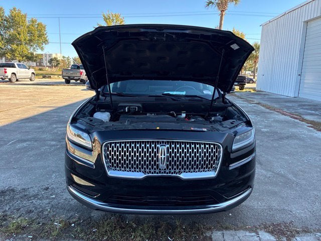 2021 Lincoln Nautilus STANDARD SUV Slide 19