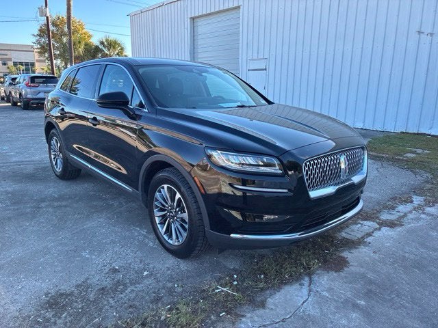 2021 Lincoln Nautilus STANDARD SUV Slide 1