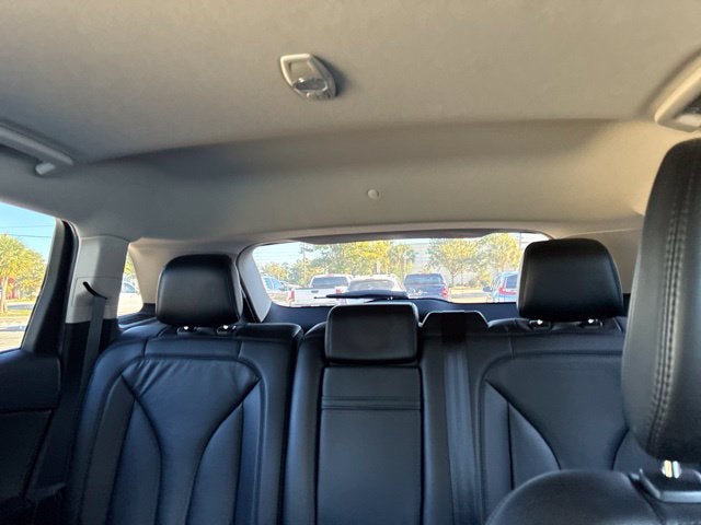 2021 Lincoln Nautilus STANDARD SUV Slide 31