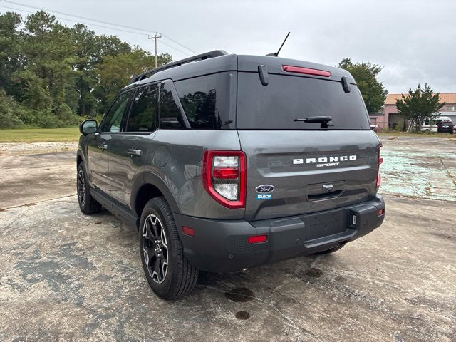 2025 Ford Bronco Sport OUTER BANKS SUV Slide 3