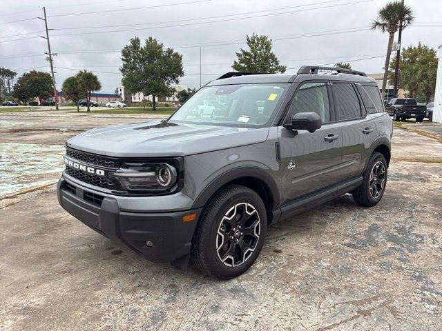 2025 Ford Bronco Sport OUTER BANKS SUV Slide 5