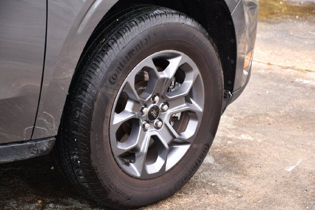 2026 Ford Maverick XLT Crew Cab Pickup Slide 15