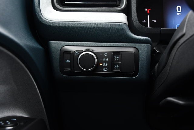 2026 Ford Maverick XLT Crew Cab Pickup Slide 24