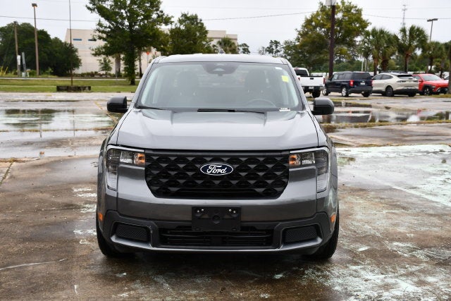 2026 Ford Maverick XLT Crew Cab Pickup Slide 6