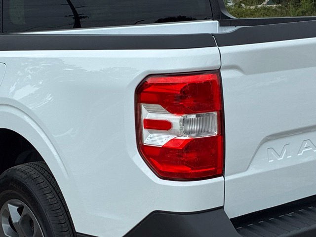 2026 Ford Maverick XLT Crew Cab Pickup Slide 12