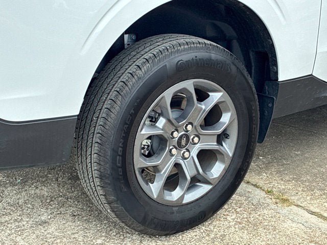 2026 Ford Maverick XLT Crew Cab Pickup Slide 13