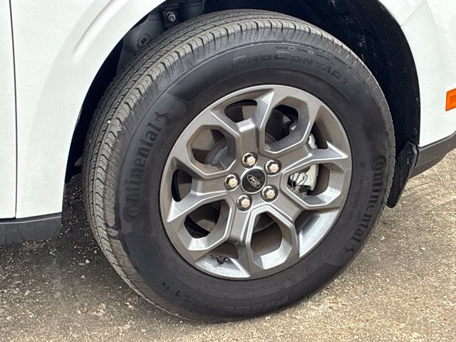 2026 Ford Maverick XLT Crew Cab Pickup Slide 15