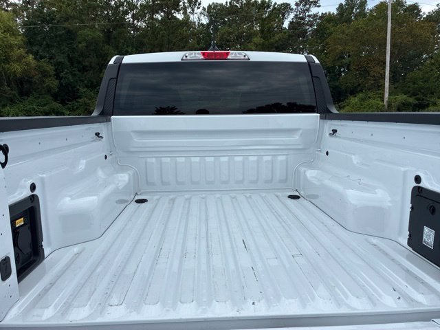 2026 Ford Maverick XLT Crew Cab Pickup Slide 16