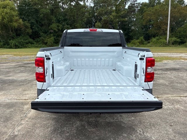 2026 Ford Maverick XLT Crew Cab Pickup Slide 16