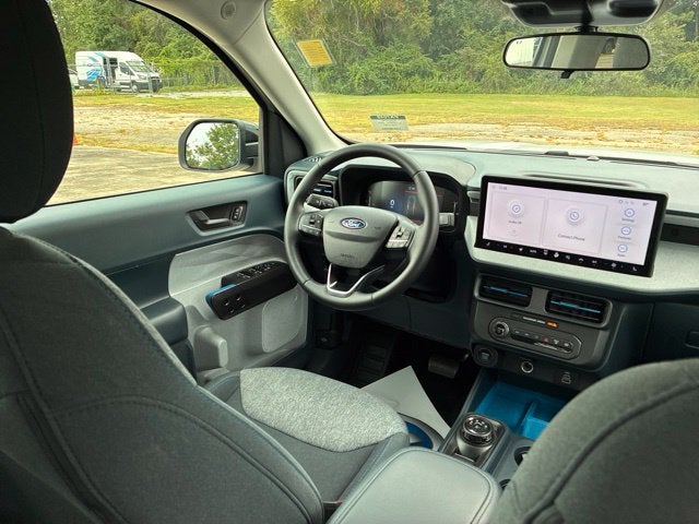 2026 Ford Maverick XLT Crew Cab Pickup Slide 23