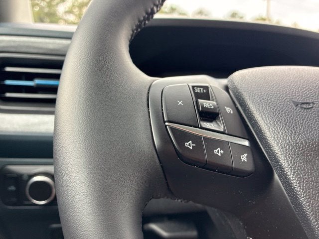 2026 Ford Maverick XLT Crew Cab Pickup Slide 26