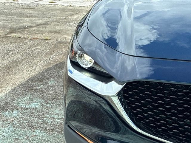 2023 Mazda Mazda CX-30 2.5 S PREFERRED PACKAGE SUV Slide 7