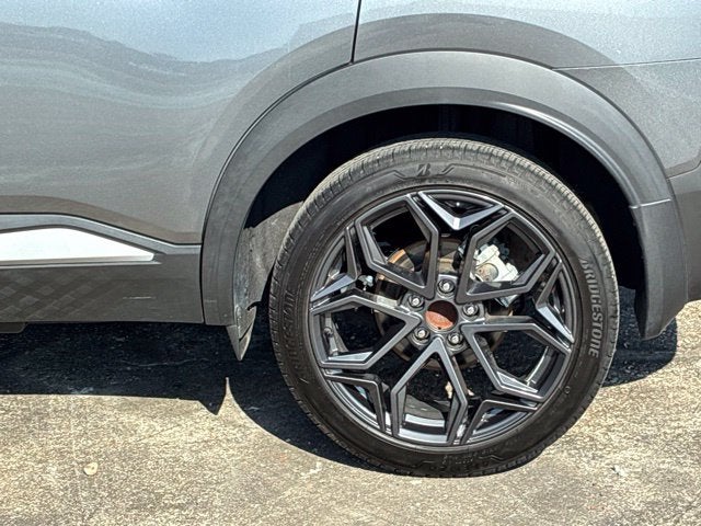 2025 Nissan Kicks SR SUV Slide 10
