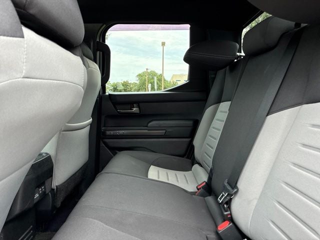 2025 Toyota Tacoma TRD OFF-ROAD Crew Cab Pickup Slide 21