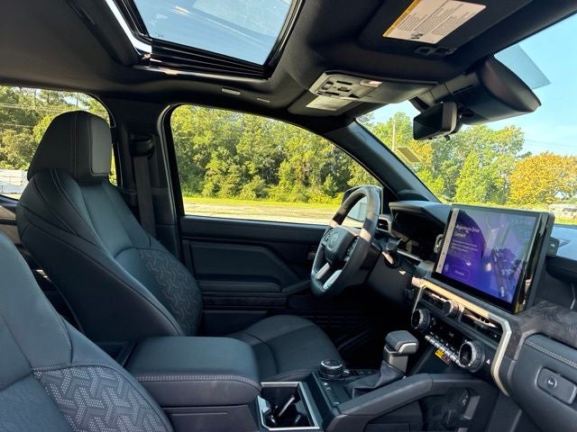 2024 Toyota Tacoma LIMITED Crew Cab Pickup Slide 21