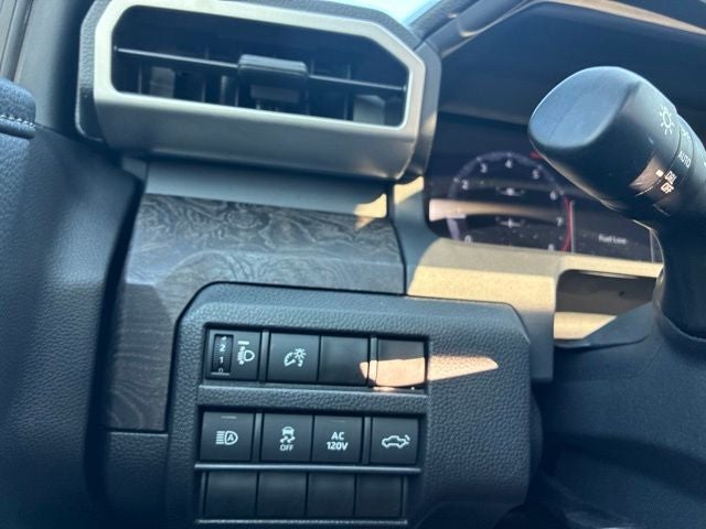 2024 Toyota Tacoma LIMITED Crew Cab Pickup Slide 24