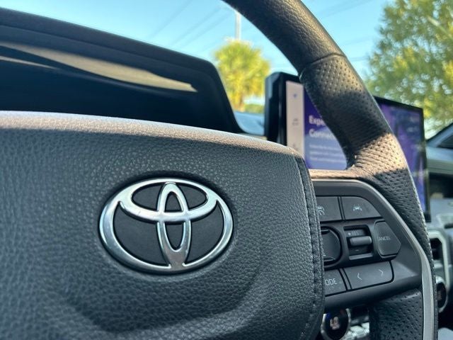 2024 Toyota Tacoma LIMITED Crew Cab Pickup Slide 26