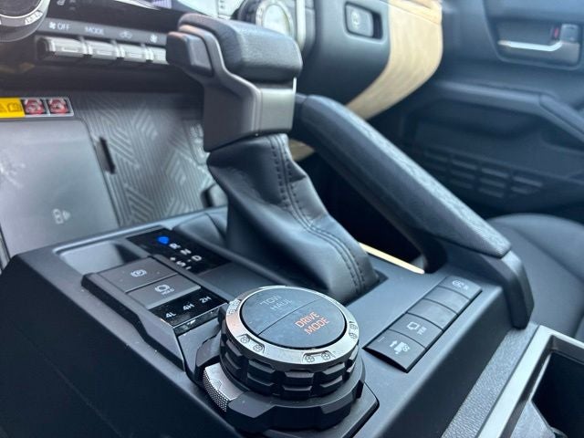 2024 Toyota Tacoma LIMITED Crew Cab Pickup Slide 30