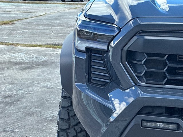 2026 Toyota Tacoma Hybrid TRAILHUNTER Crew Cab Pickup Slide 10