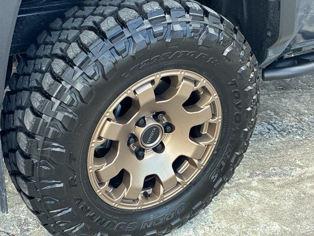 2026 Toyota Tacoma Hybrid TRAILHUNTER Crew Cab Pickup Slide 12