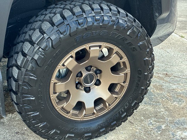 2026 Toyota Tacoma Hybrid TRAILHUNTER Crew Cab Pickup Slide 15