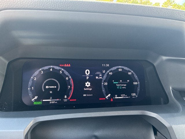 2026 Toyota Tacoma Hybrid TRAILHUNTER Crew Cab Pickup Slide 28
