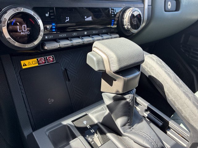 2026 Toyota Tacoma Hybrid TRAILHUNTER Crew Cab Pickup Slide 30